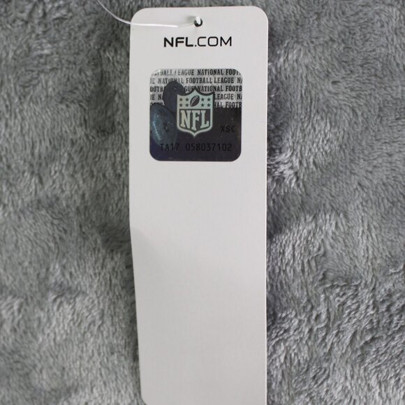 Women's San Francisco 49ers Scoop Neck 3/4 Sleeve Distressed Print Tee - Picture 6 of 8